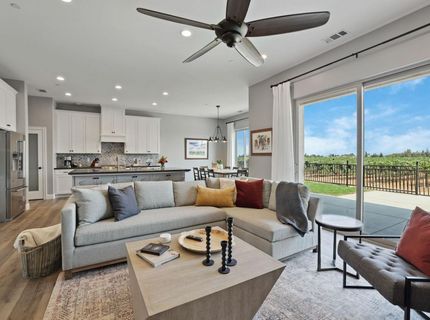 9467 E Jahant Rd, Acampo, CA 95220 Photo