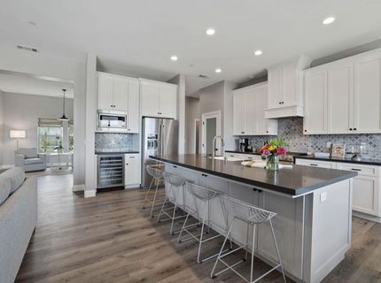 9467 E Jahant Rd, Acampo, CA 95220 Photo