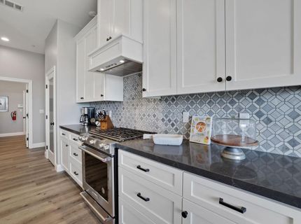 9467 E Jahant Rd, Acampo, CA 95220 Photo