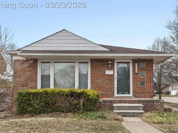 15629 Oceana Avenue, Allen Park, MI 48101