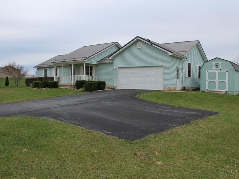 13355 Wyatt Falls Court, Leesburg, OH 45135 Photo 2