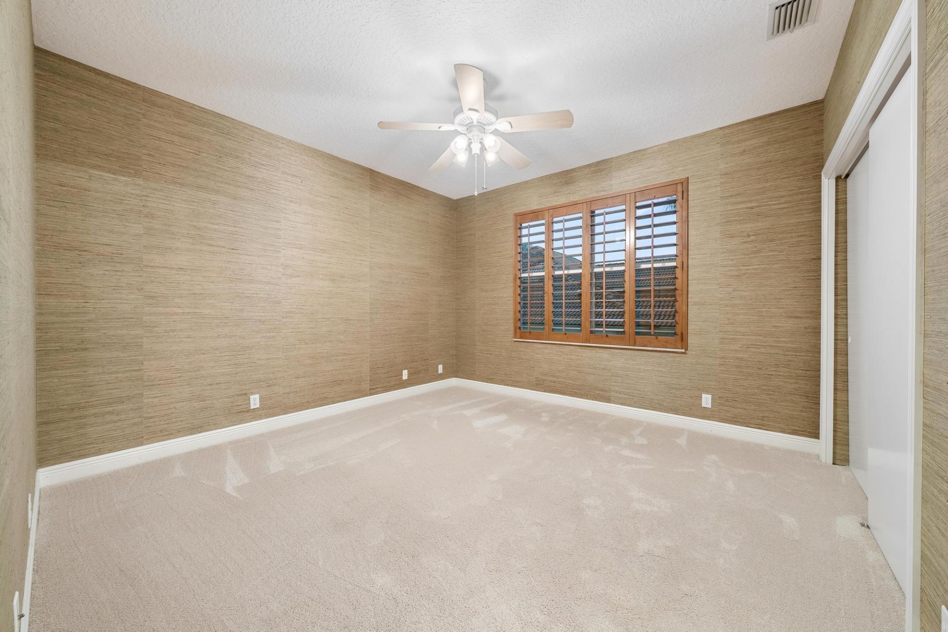 8431 Egret Lakes Lane, West Palm Beach, FL 33412 Photo