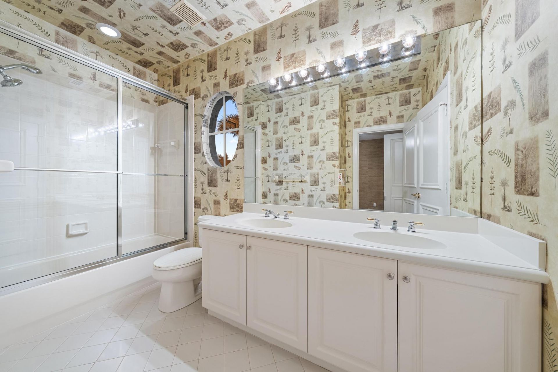 8431 Egret Lakes Lane, West Palm Beach, FL 33412 Photo