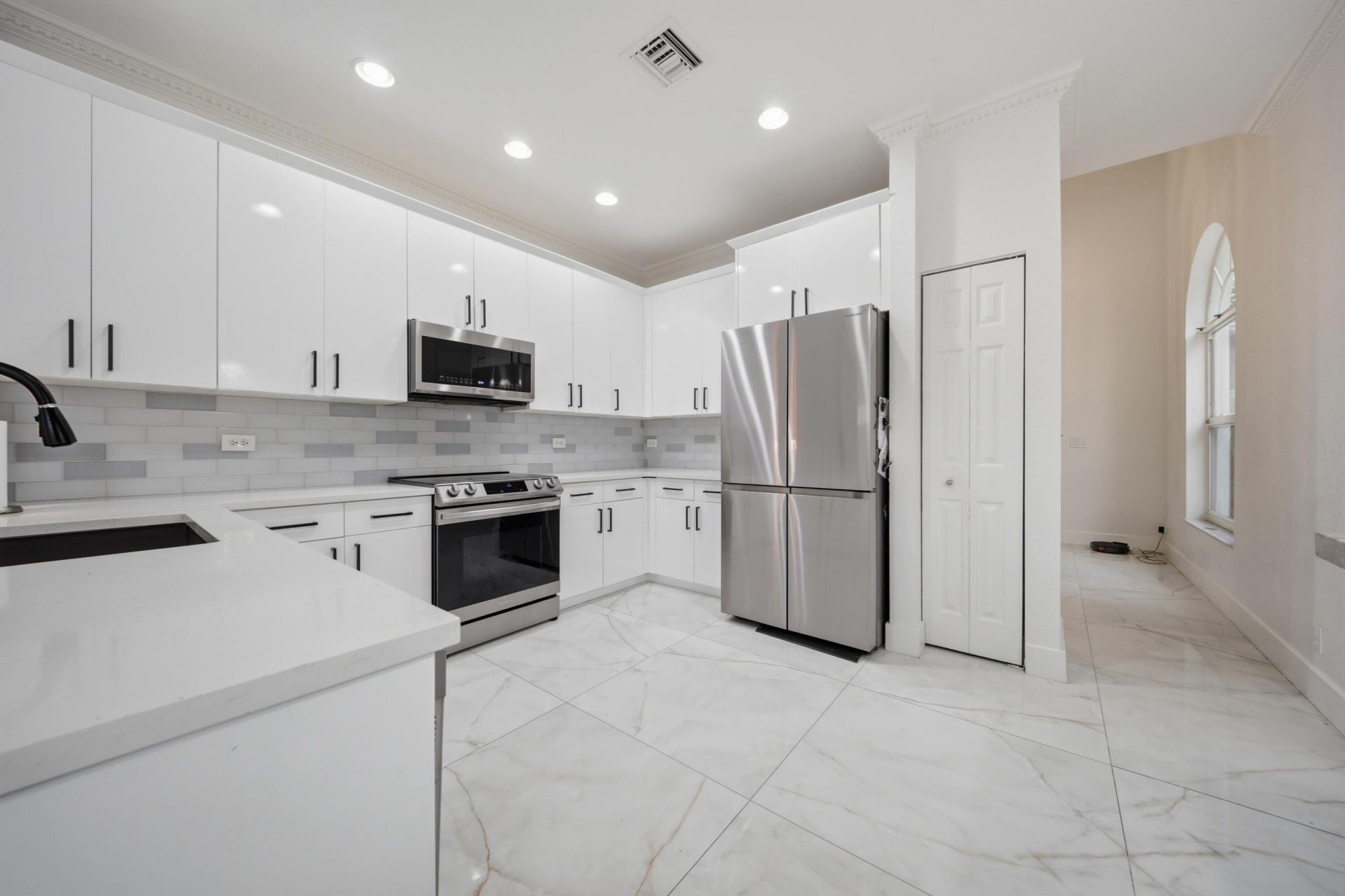 4752 NW 120th Way, Coral Springs, FL 33076 Photo