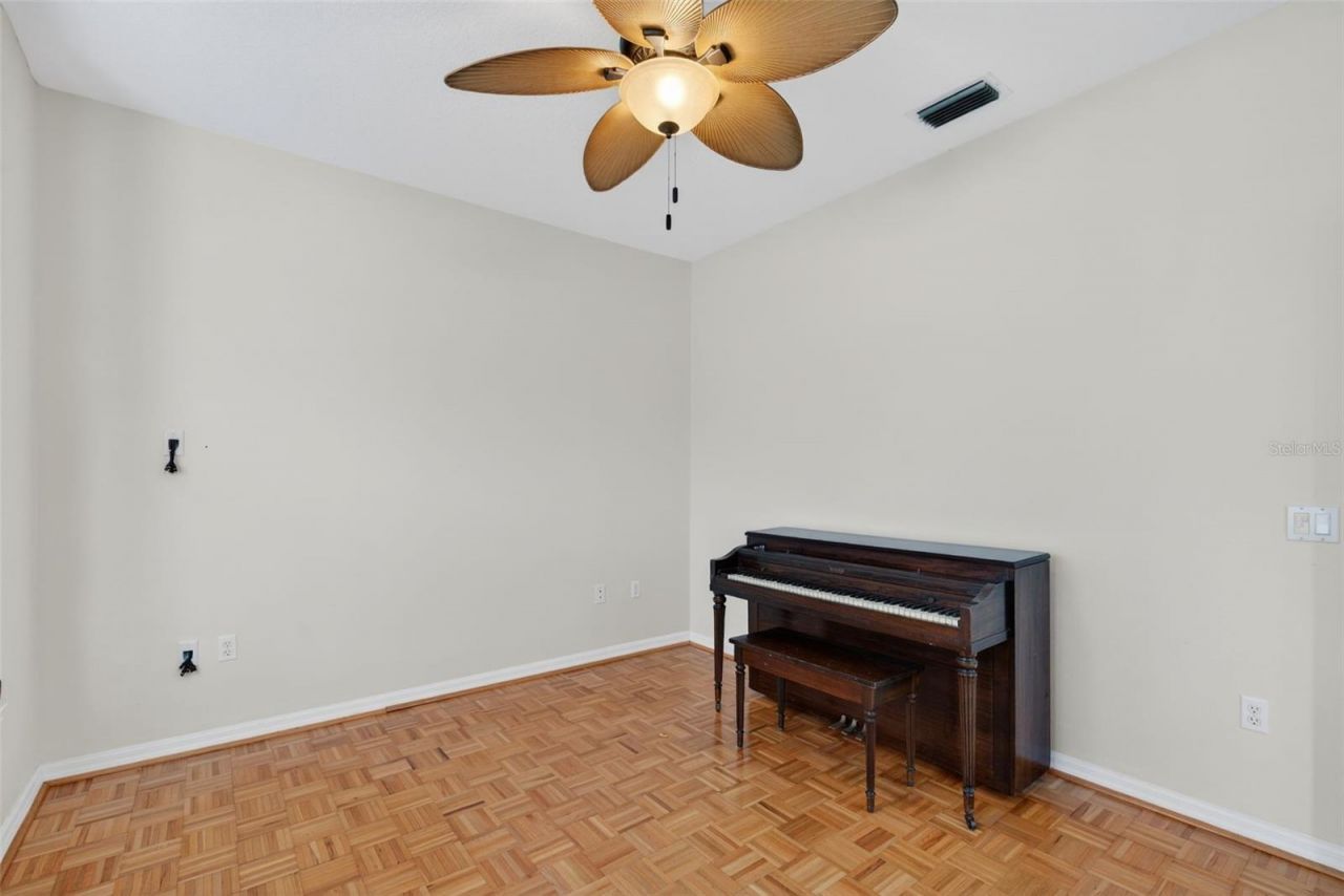 4449 Golden Lake Drive, Sarasota, FL 34233 Photo