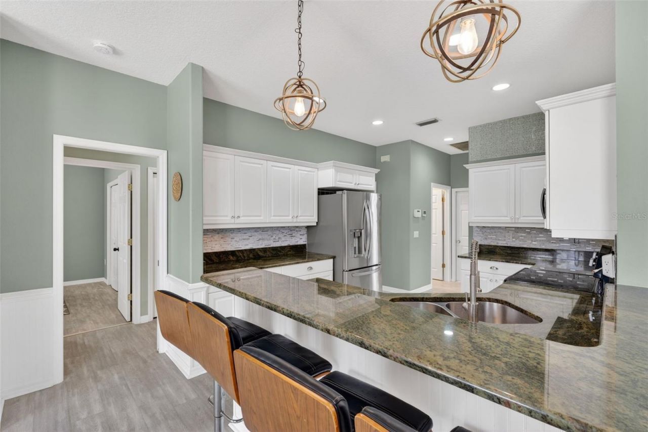 4449 Golden Lake Drive, Sarasota, FL 34233 Photo