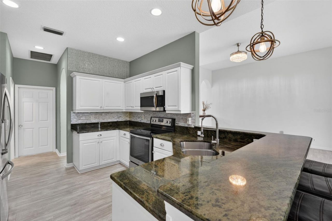 4449 Golden Lake Drive, Sarasota, FL 34233 Photo