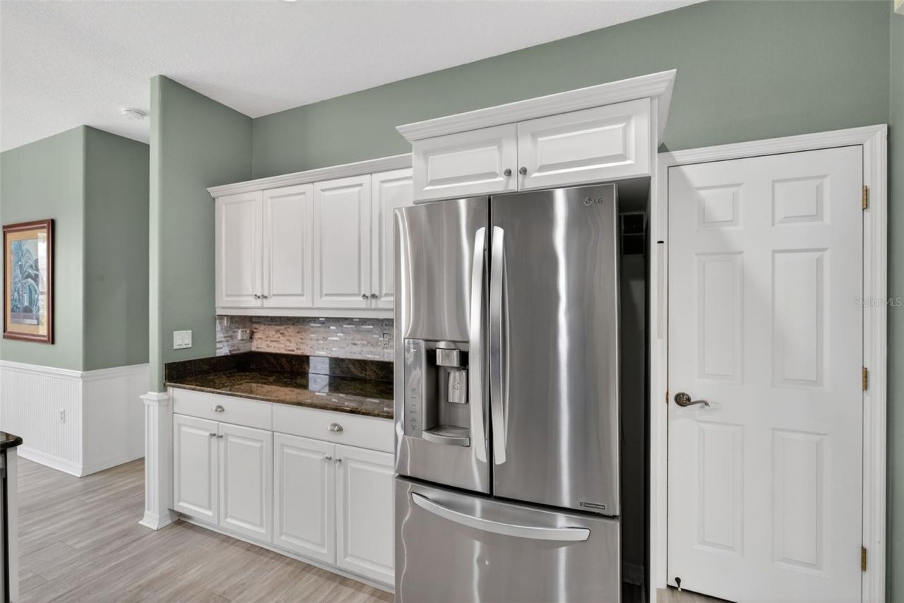 4449 Golden Lake Drive, Sarasota, FL 34233 Photo