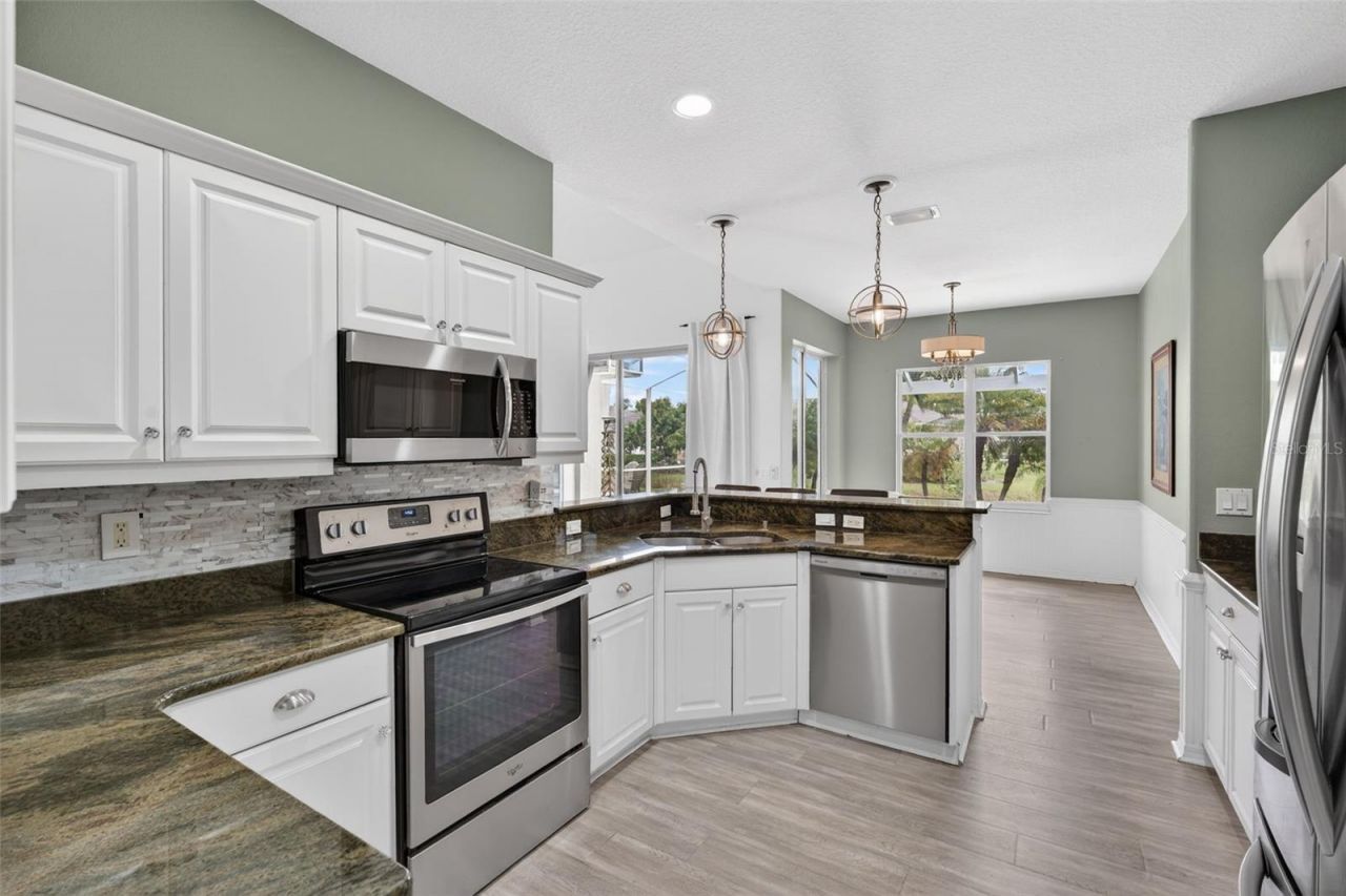 4449 Golden Lake Drive, Sarasota, FL 34233 Photo
