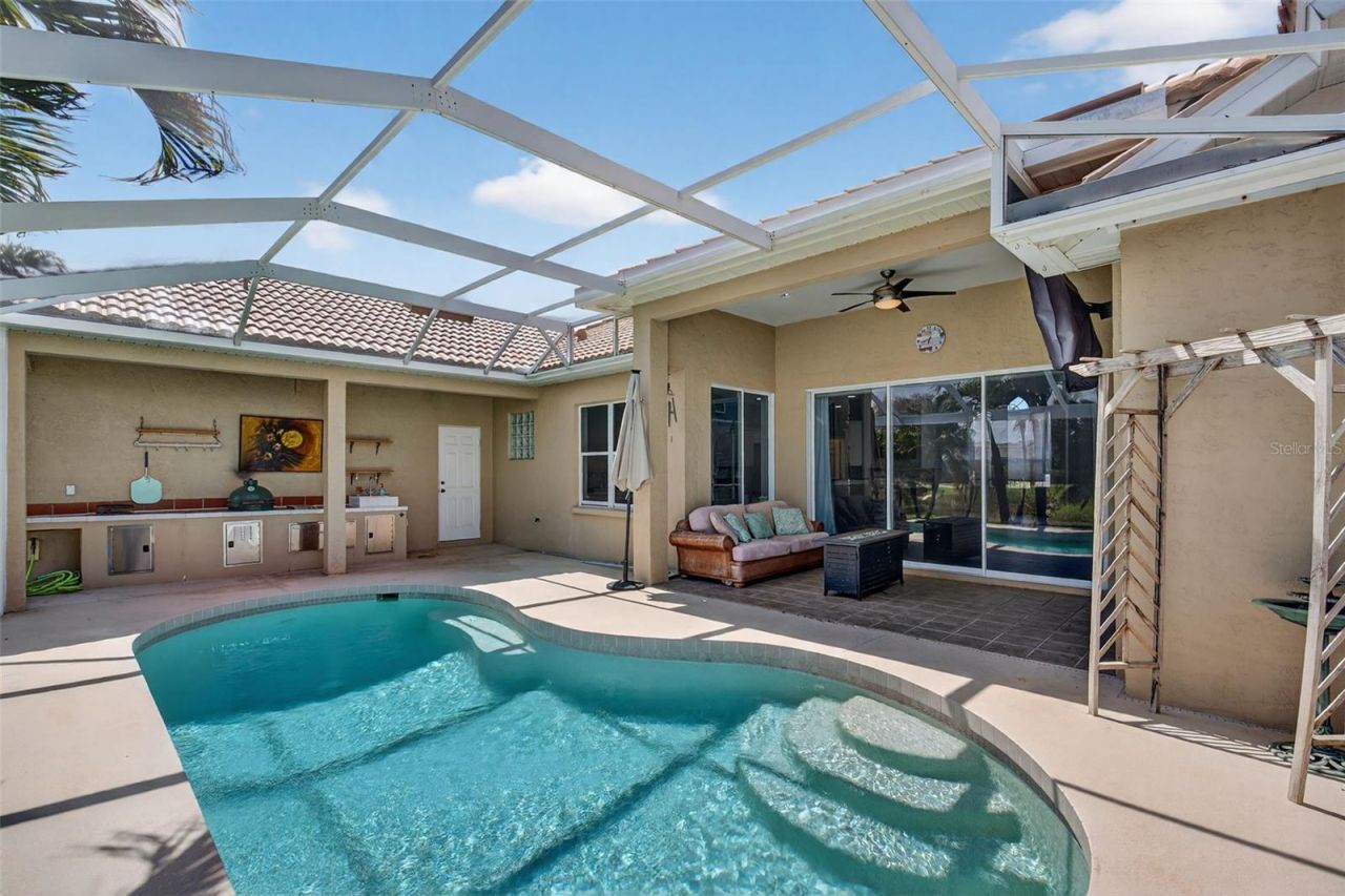 4449 Golden Lake Drive, Sarasota, FL 34233 Photo