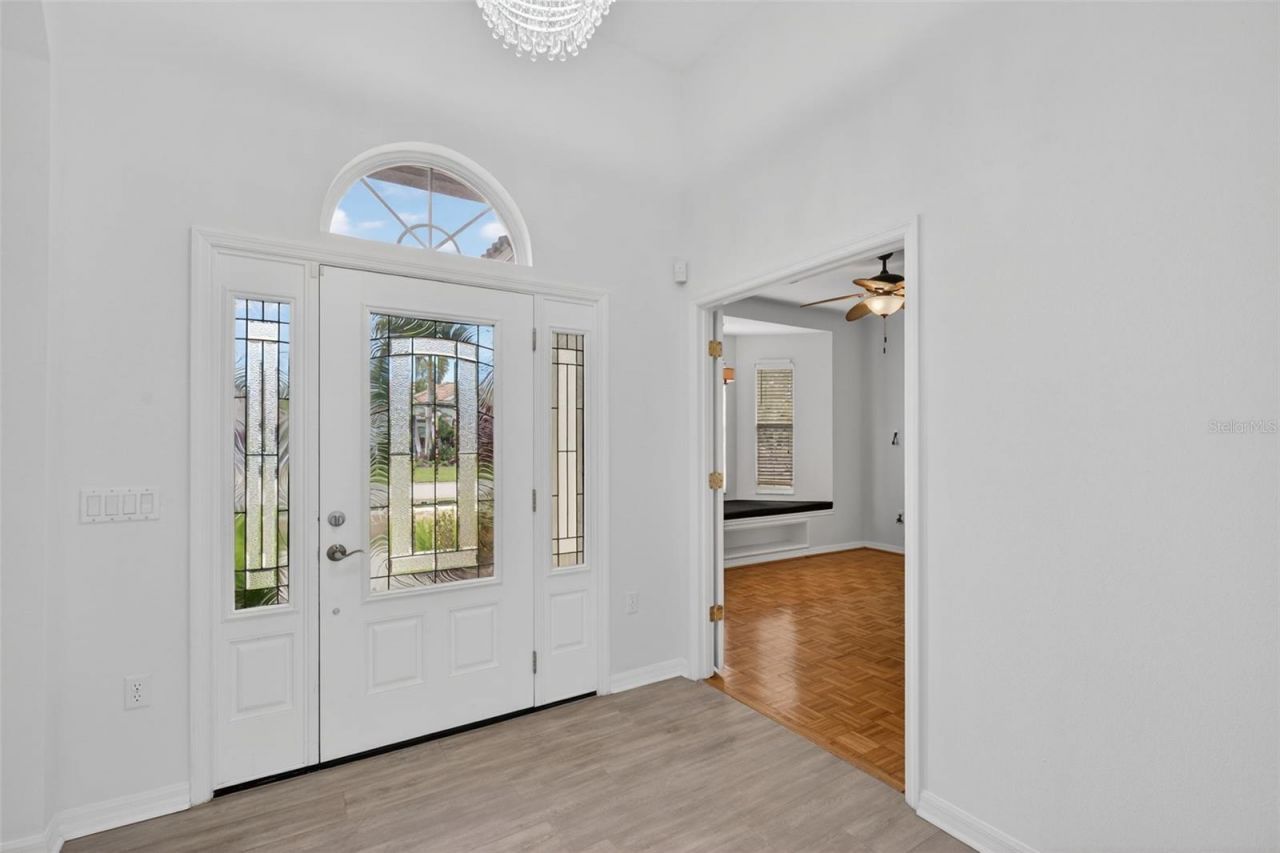 4449 Golden Lake Drive, Sarasota, FL 34233 Photo