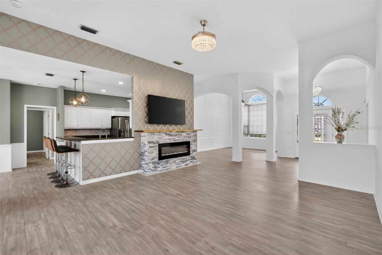 4449 Golden Lake Drive, Sarasota, FL 34233 Photo