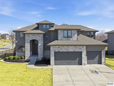 2396 S 218 Avenue , Elkhorn, NE 68022