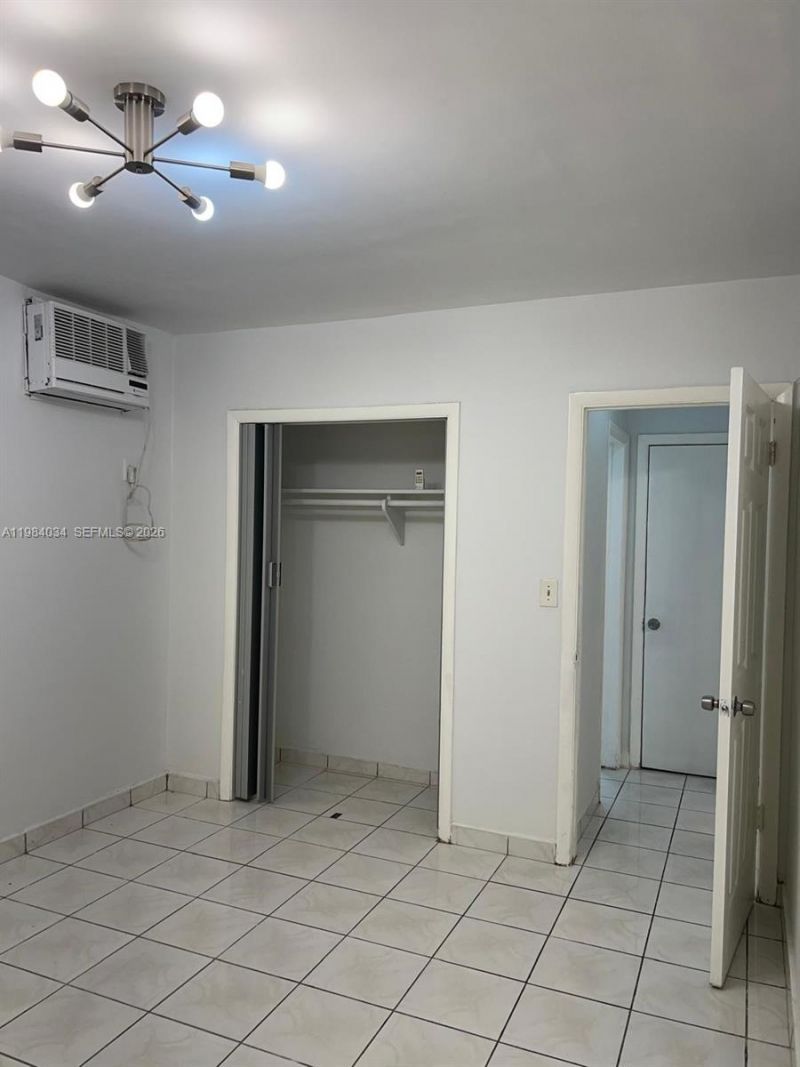2300 SW 3rd Ave , Unit 4, Miami, FL 33129 Photo