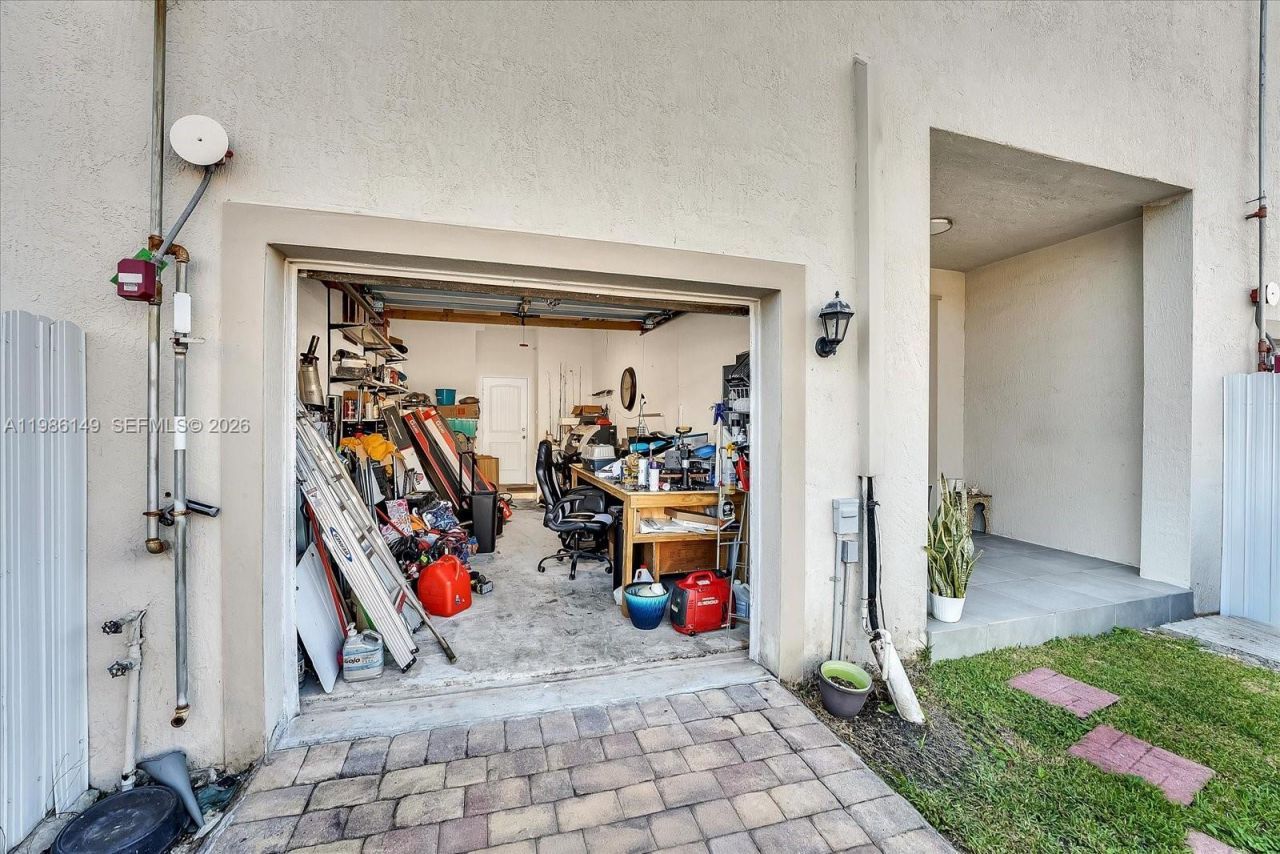 14229 SW 274th St, Homestead, FL 33032 Photo