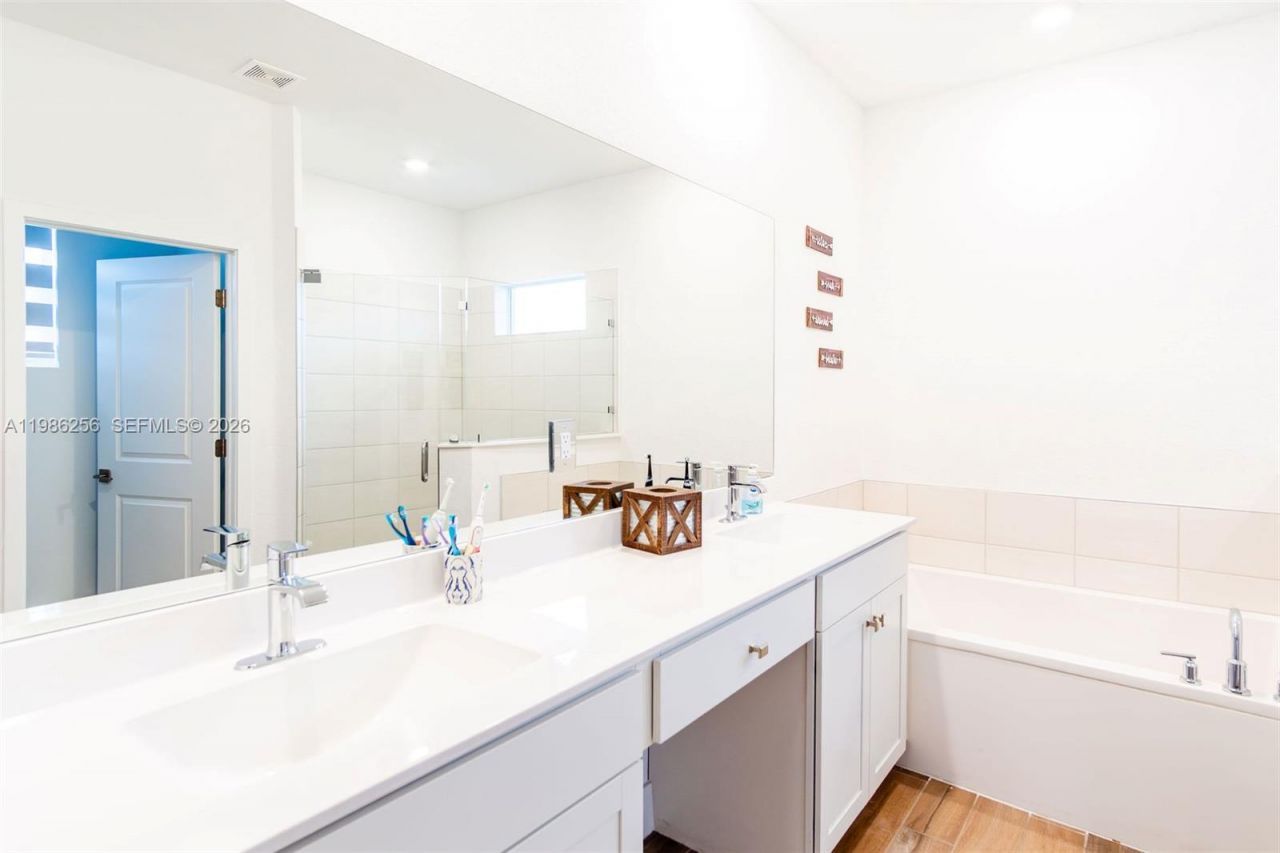 29265 SW 179th Ave , Homestead, FL 33030 Photo