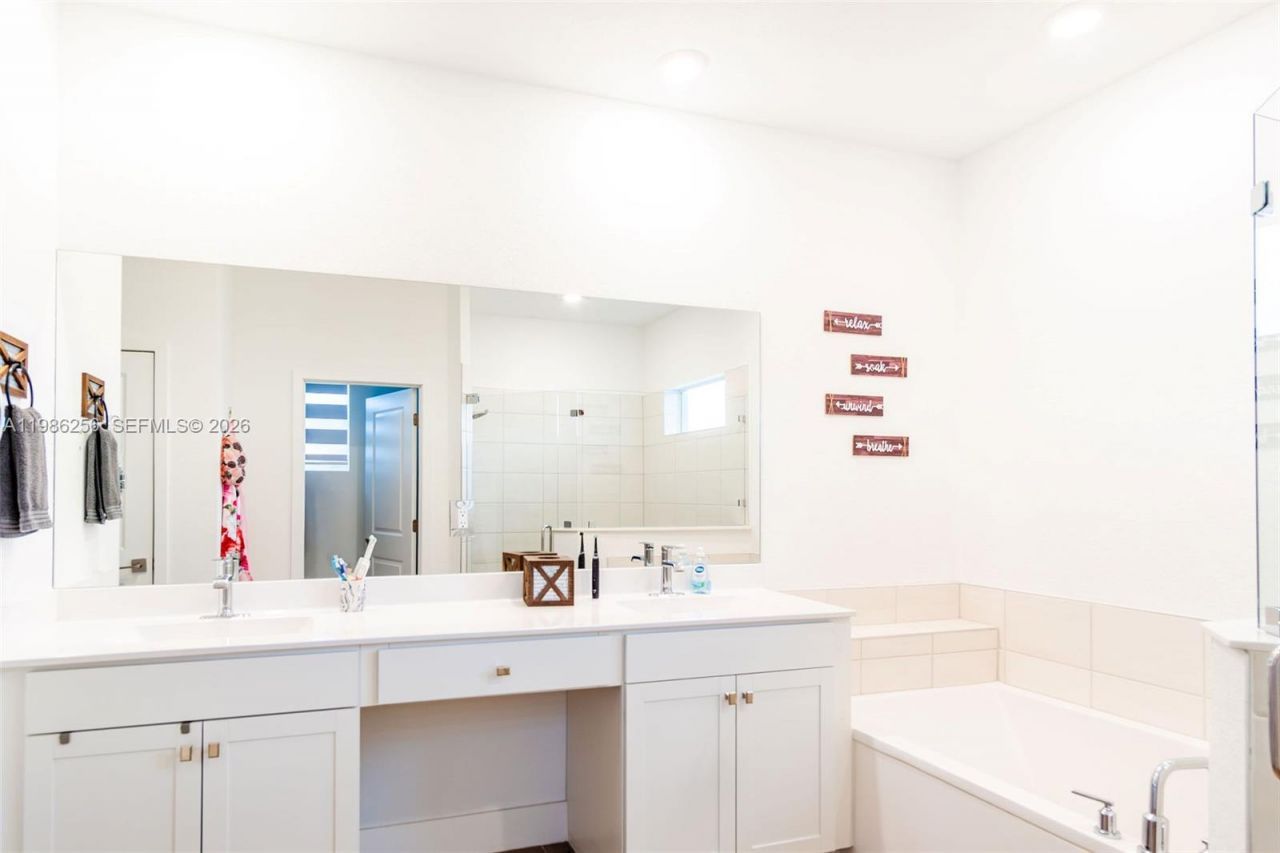 29265 SW 179th Ave , Homestead, FL 33030 Photo