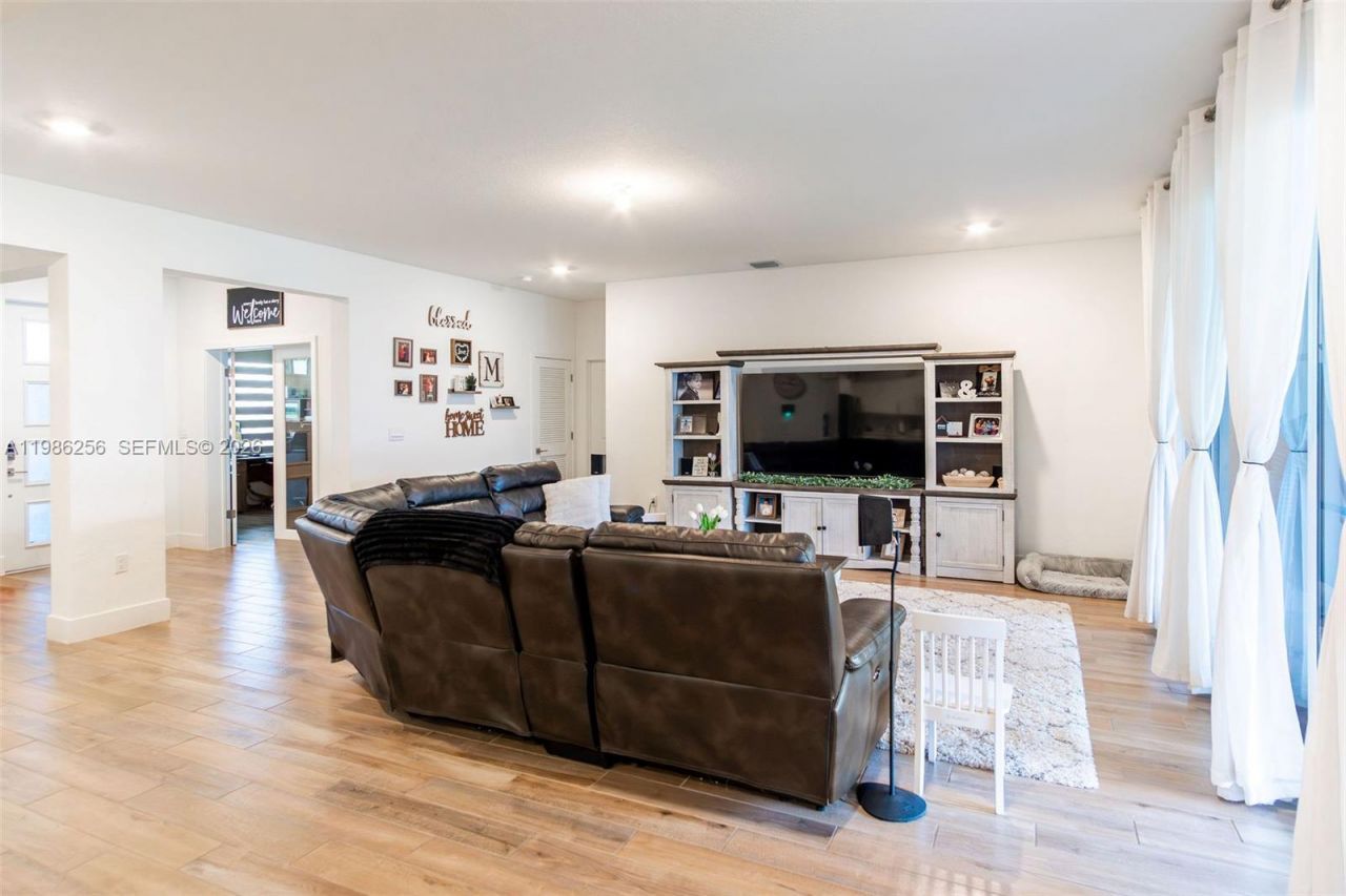 29265 SW 179th Ave , Homestead, FL 33030 Photo