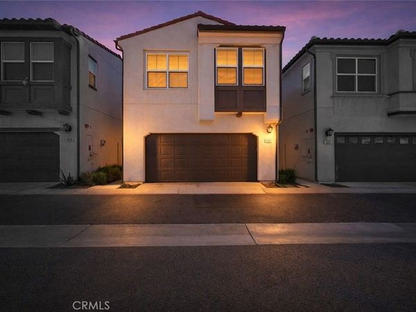 1692 W Trapezoid, Anaheim, CA 92802