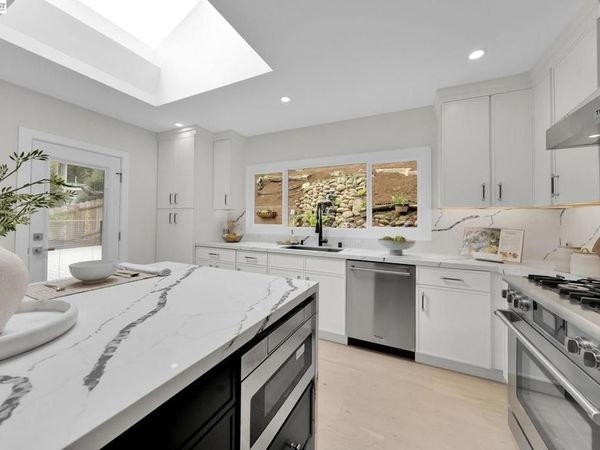 90 Upper Briar Road, Kentfield, CA 94904