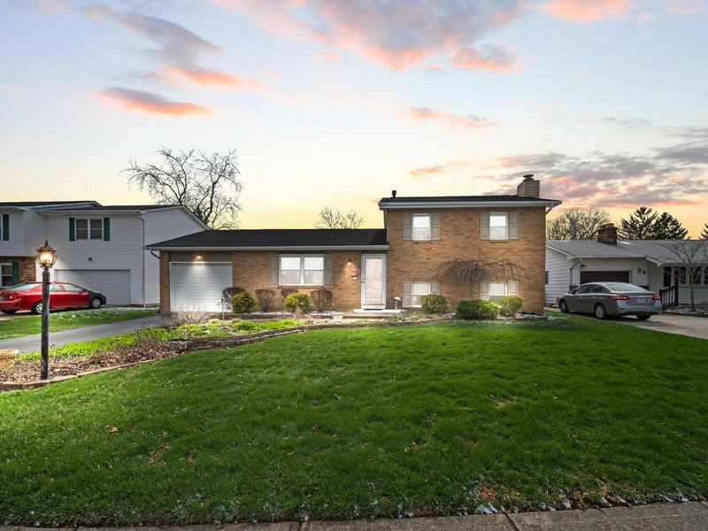 3139 Kingswood Drive, Grove City, OH 43123 Photo 1