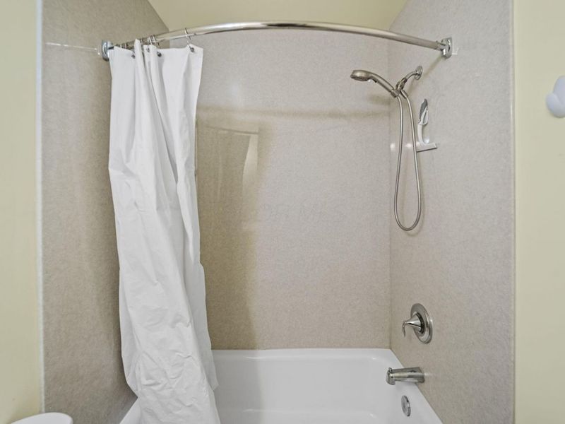 3139 Kingswood Drive, Grove City, OH 43123 Photo 38