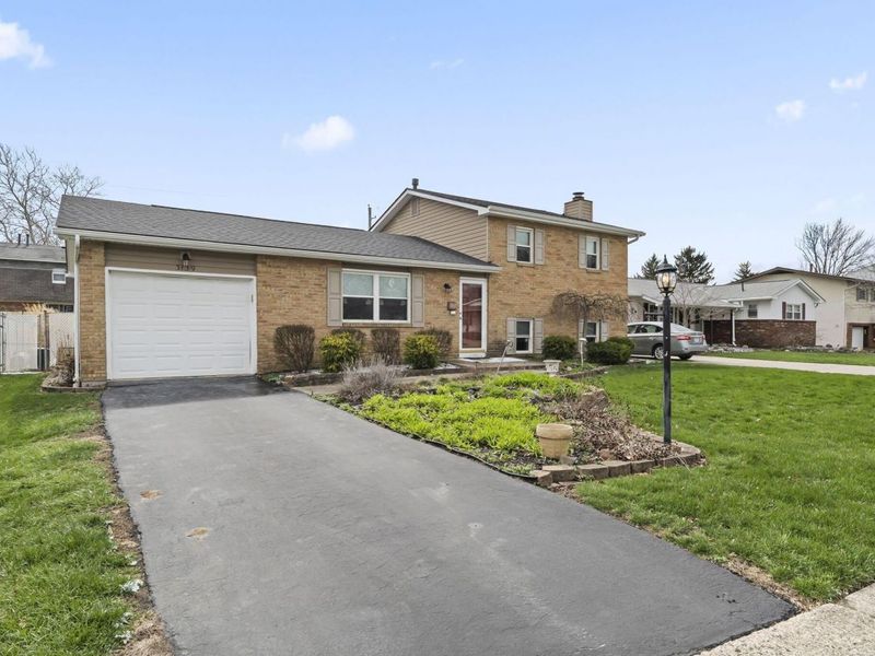 3139 Kingswood Drive, Grove City, OH 43123 Photo 5