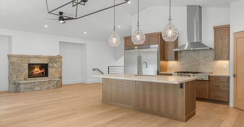 7132 8th Avenue, Tahoma, CA 96142 Photo