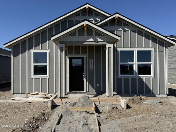 5318 E Antares Ln, Post Falls, ID 83854