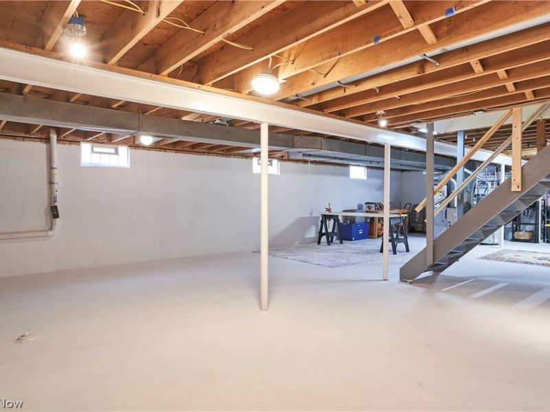 2864 Burnside Street, Akron, OH 44312 Photo 12