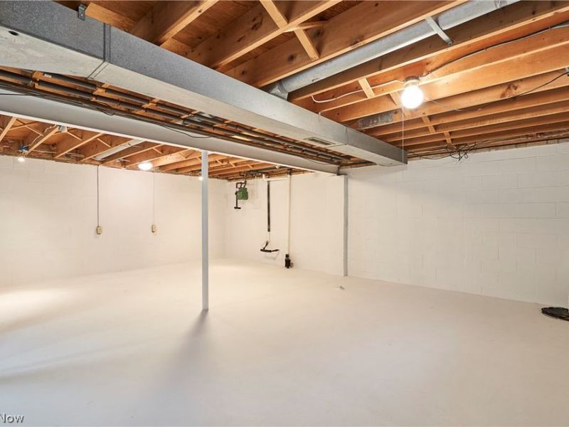 2864 Burnside Street, Akron, OH 44312 Photo 13