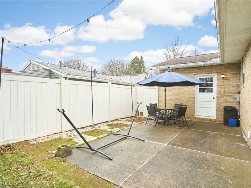 2864 Burnside Street, Akron, OH 44312 Photo 15