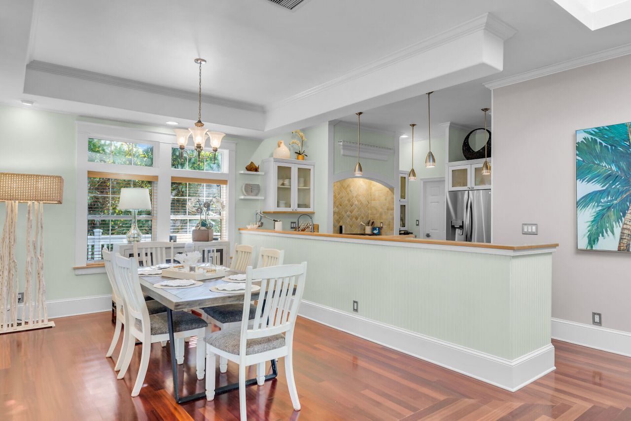 16843 E Point Drive, Sugarloaf, FL 33042 Photo