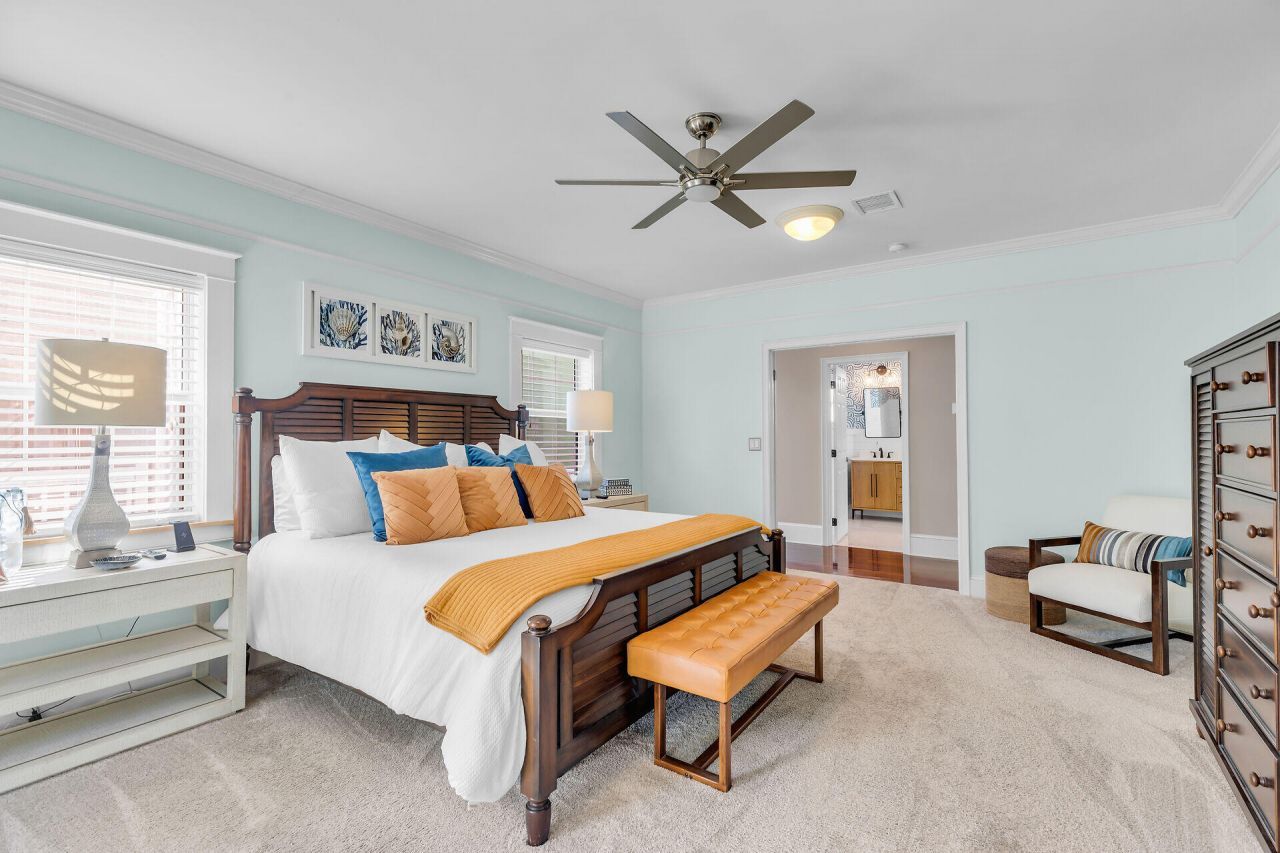 16843 E Point Drive, Sugarloaf, FL 33042 Photo