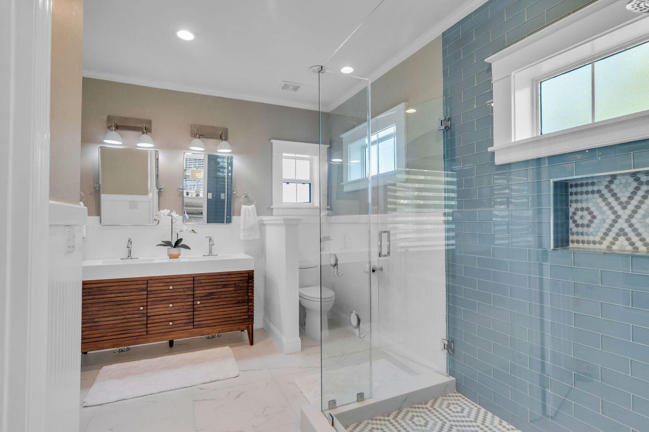 16843 E Point Drive, Sugarloaf, FL 33042 Photo