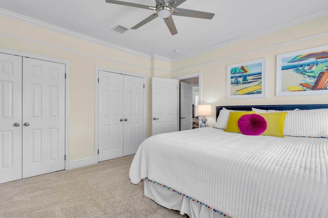 16843 E Point Drive, Sugarloaf, FL 33042 Photo