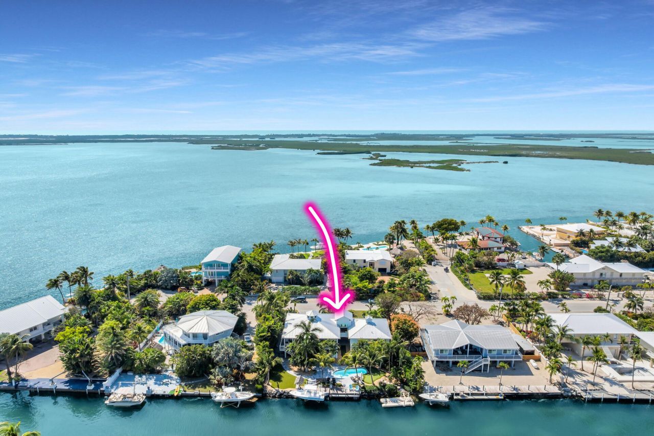 16843 E Point Drive, Sugarloaf, FL 33042 Photo