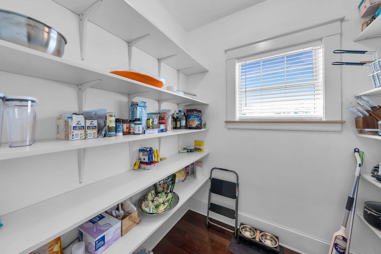 16843 E Point Drive, Sugarloaf, FL 33042 Photo