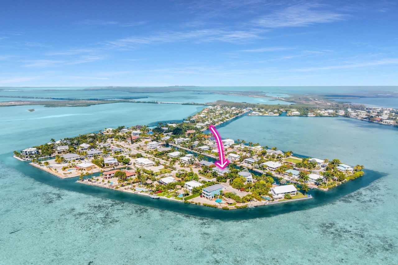 16843 E Point Drive, Sugarloaf, FL 33042 Photo