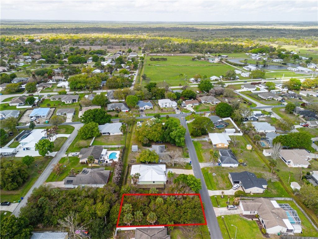 857 Beard Avenue, Sebastian, FL 32958 Photo