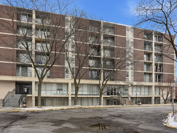 1043 S York Road , Unit 402, Bensenville, IL 60106