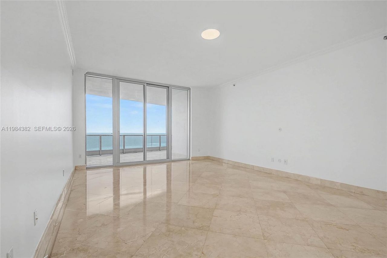 5959 Collins Ave, Unit 1503, Miami Beach, FL 33140 Photo