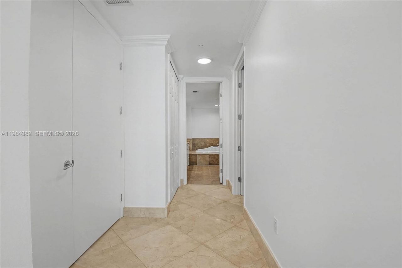 5959 Collins Ave, Unit 1503, Miami Beach, FL 33140 Photo