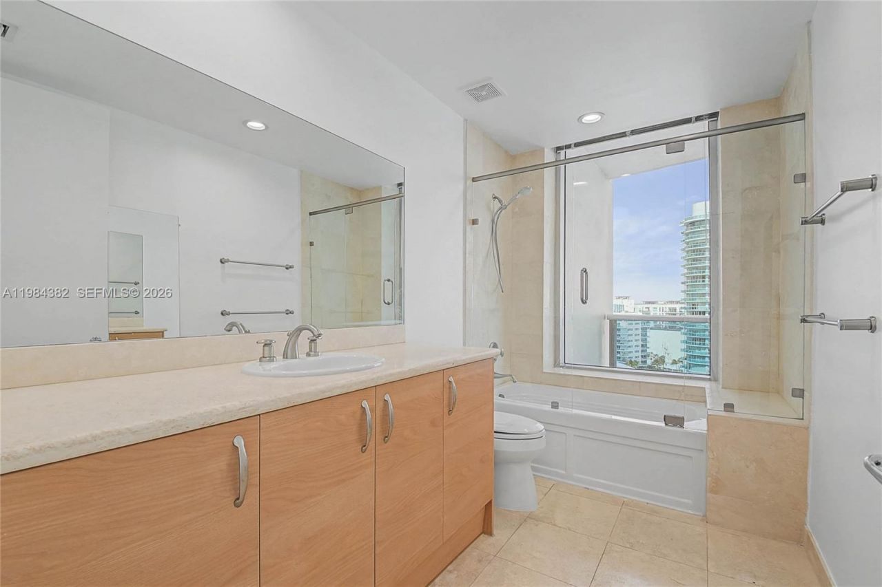 5959 Collins Ave , Unit 1503, Miami Beach, FL 33140 Photo
