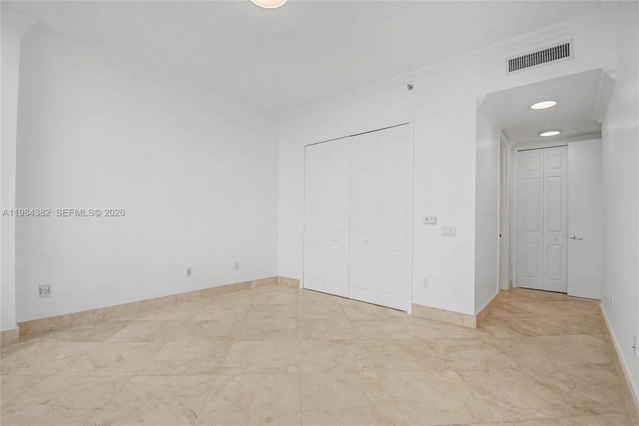 5959 Collins Ave, Unit 1503, Miami Beach, FL 33140 Photo