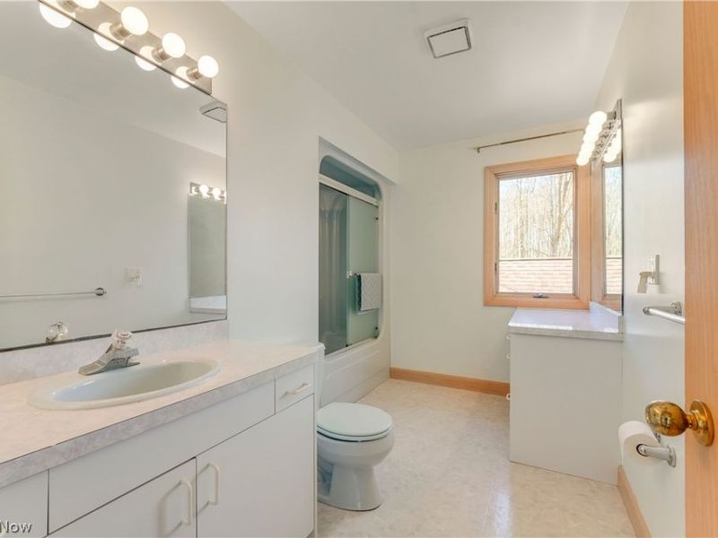 13015 Pearl Road, Chardon, OH 44024 Photo 35