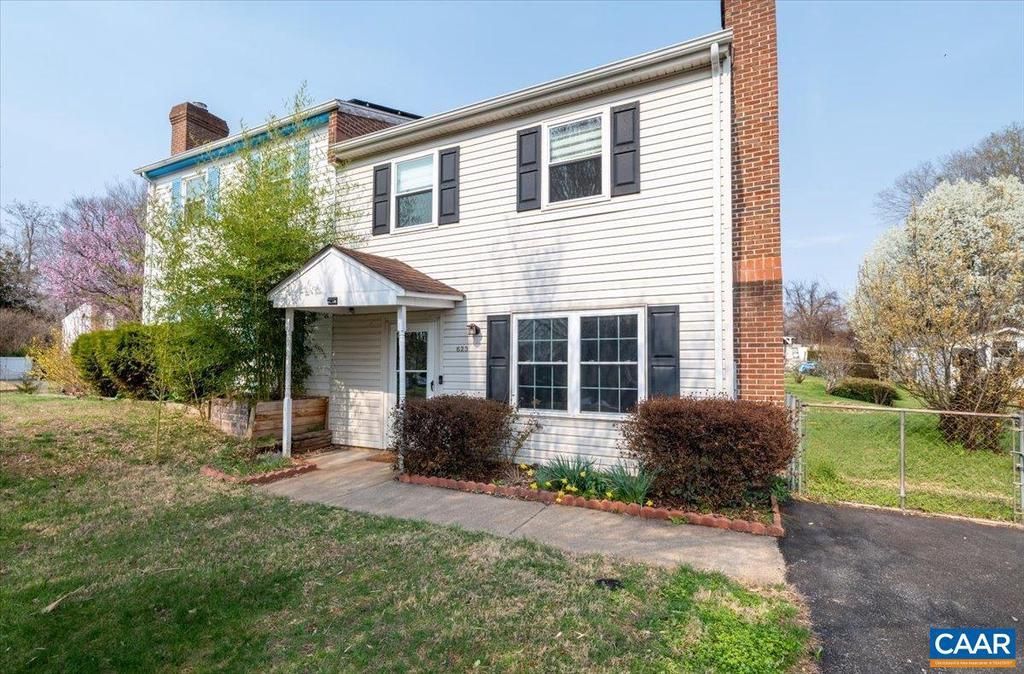 623 Bailey Rd, Charlottesville, VA 22903 Main Photo