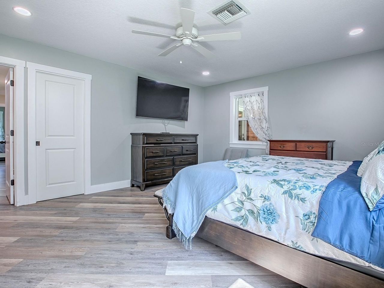 111 Cardinal Lane, Eustis, FL 32726 Photo