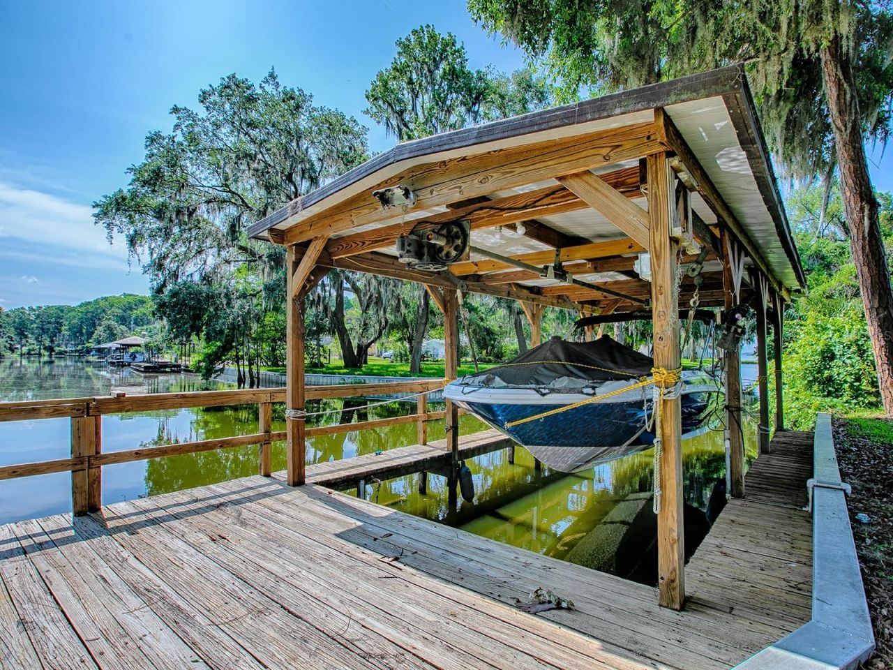 111 Cardinal Lane, Eustis, FL 32726 Photo