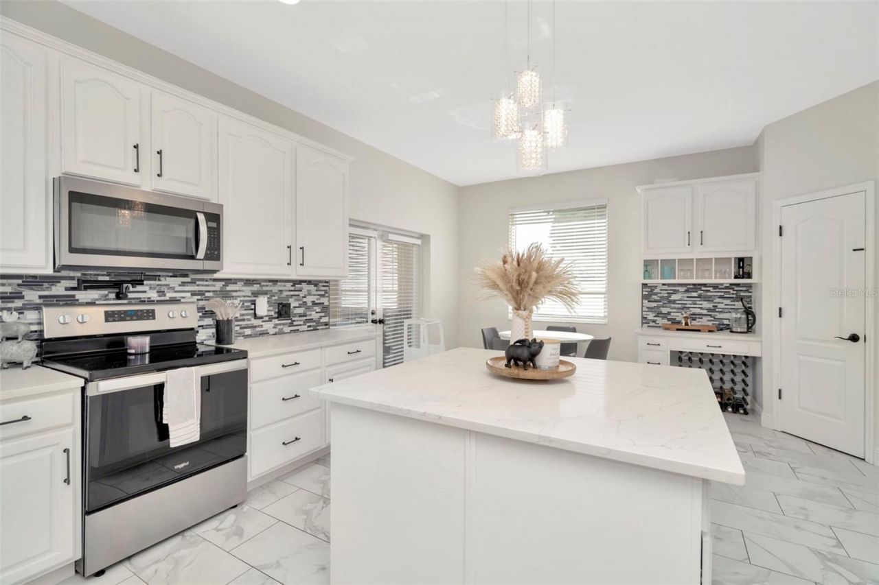 4612 Netherwood Drive, Tampa, FL 33624 Photo